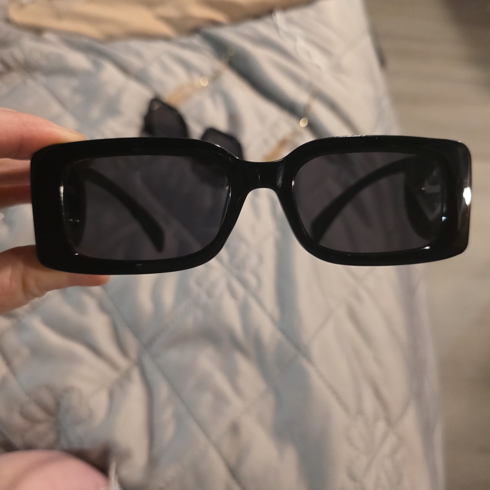 USED...Gucci Black Rectangular Sunglasses - image 1